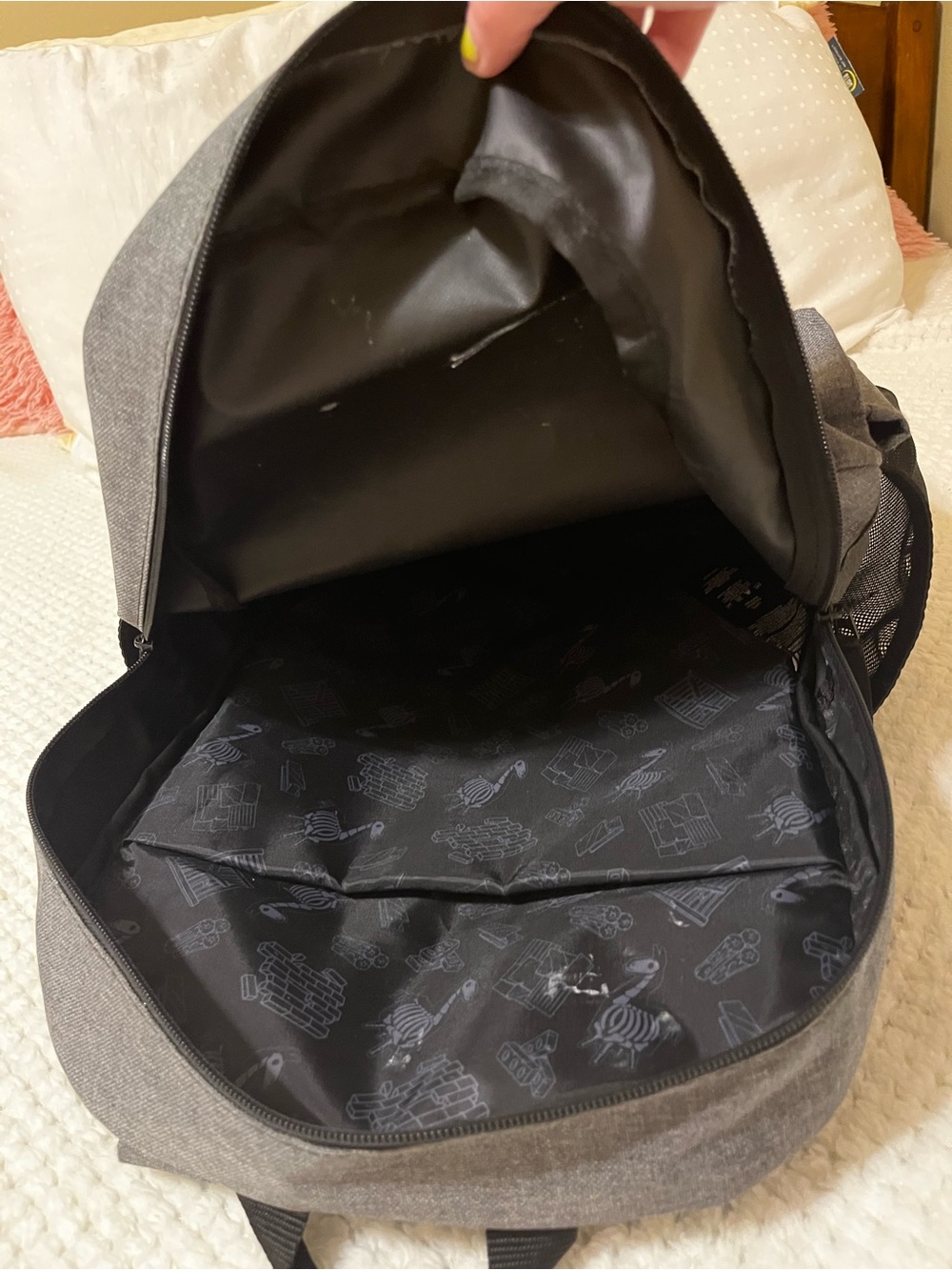 Fortnite Gray Backpack with Front Pocket - Picture 6 of 7